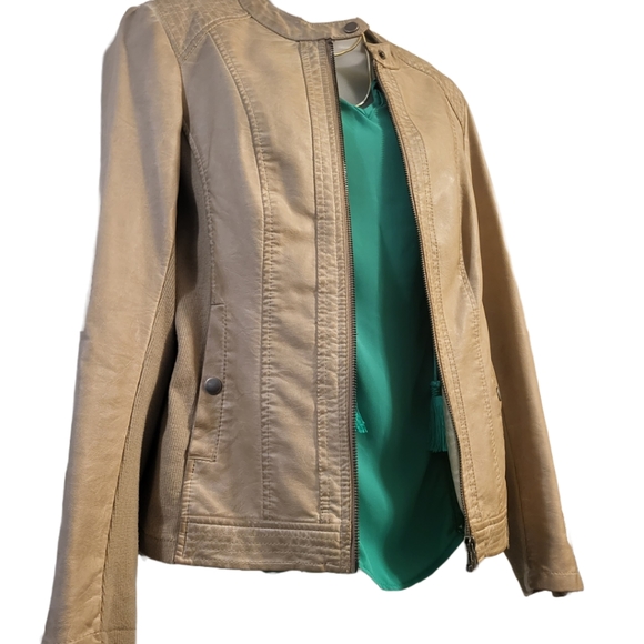 Sebby Lightweight Taupe Faux Leather Moto Jacket sz M - Picture 3 of 7